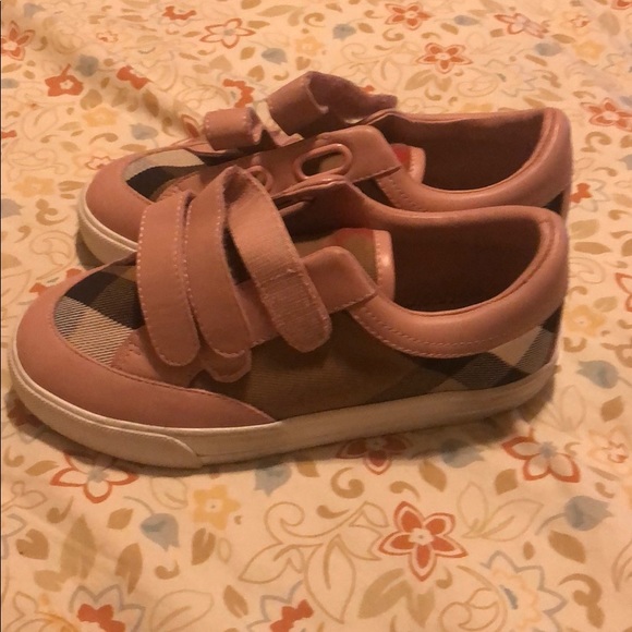 Burberry sneakers - Picture 2 of 2